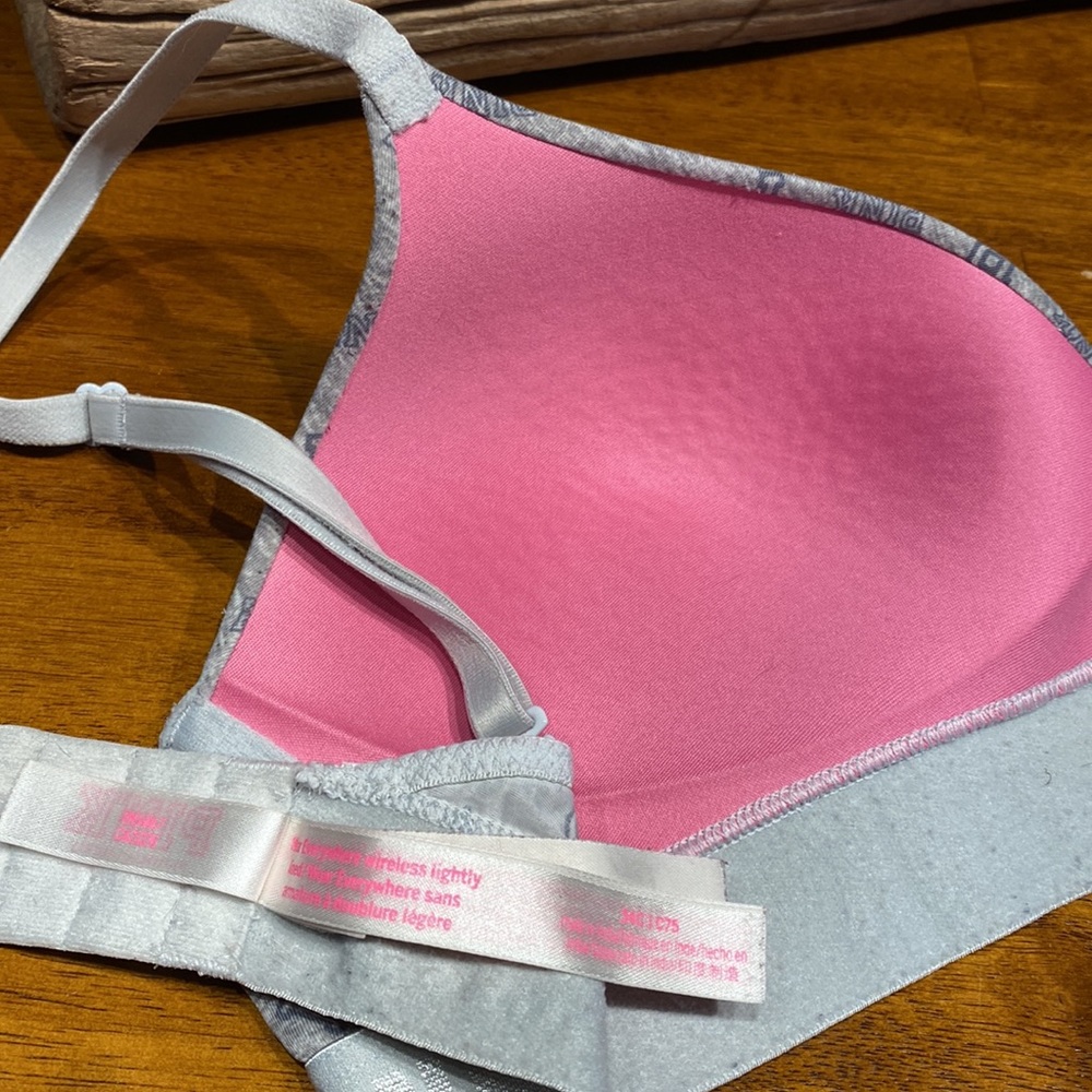 Pink - Picture 3 of 4
